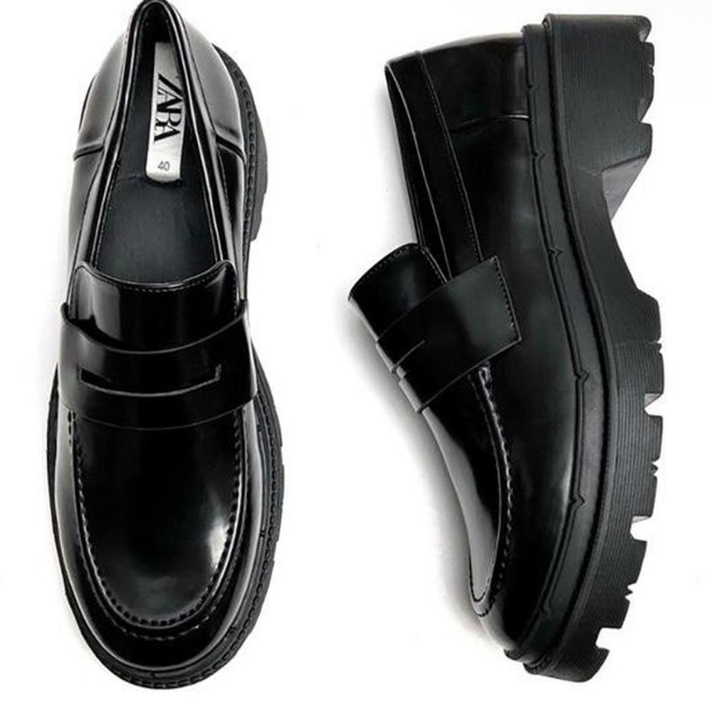 Zara Black Loafers Size 7